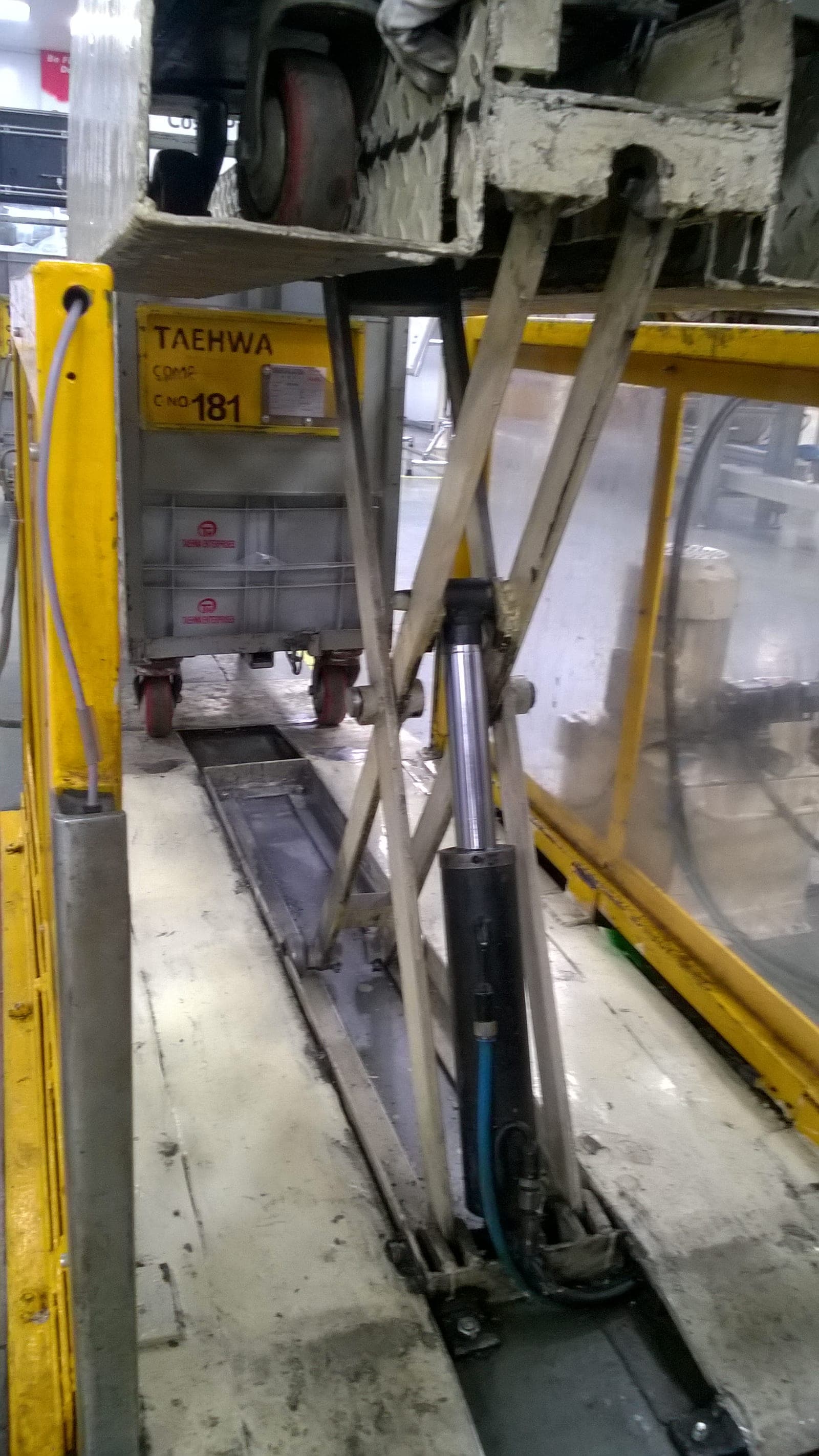 In-Transit Material Handling System — photo 4