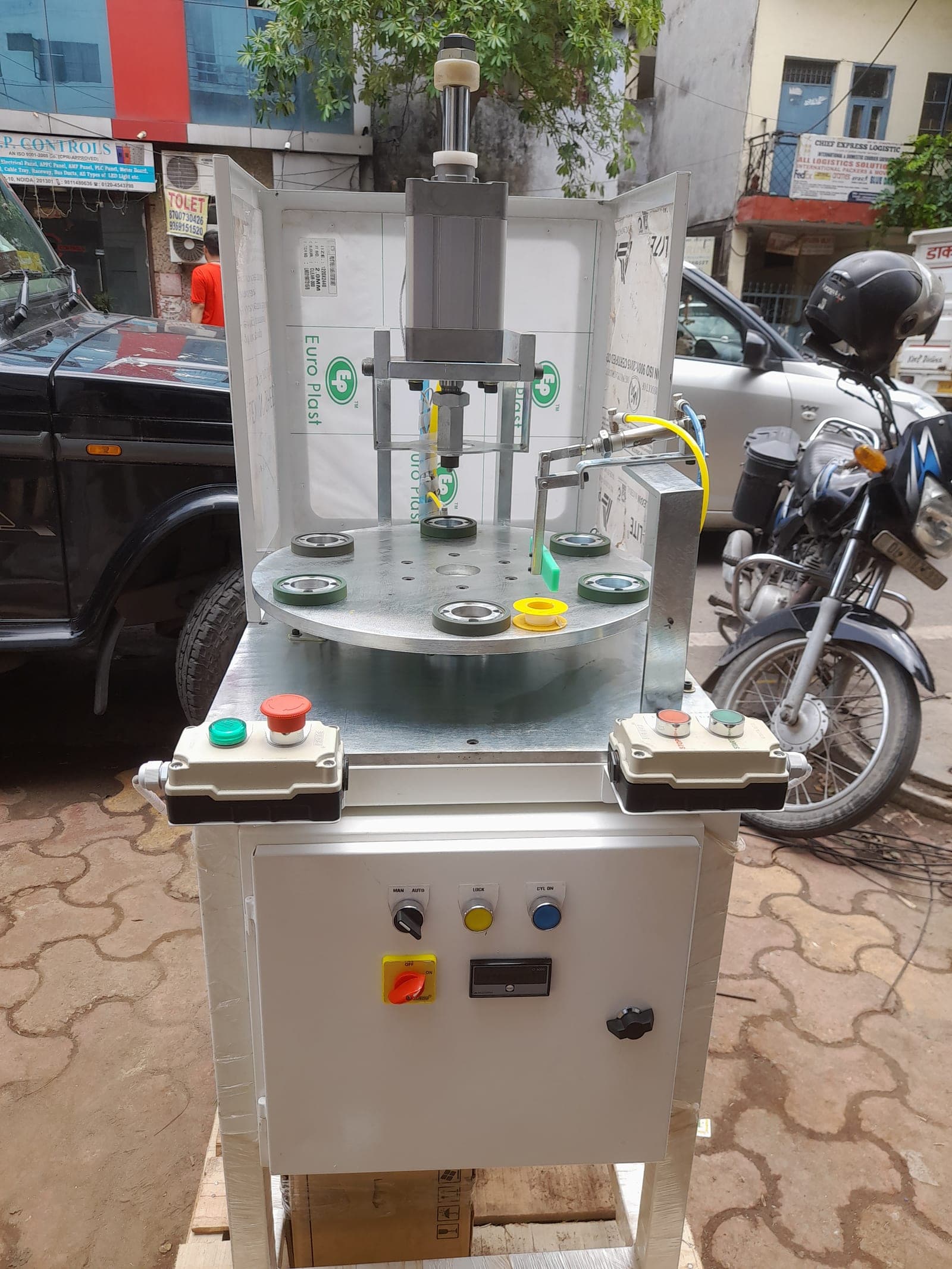 Mixer-Grinder Motor Fitting Machine — photo 1