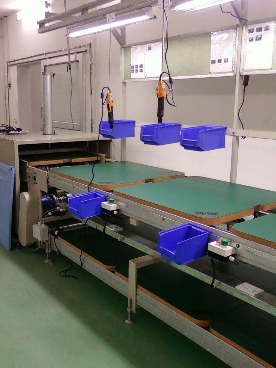 Pallet Loading & Assembly Line — photo 1