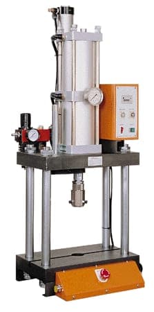 Pneumatic Press — photo 2
