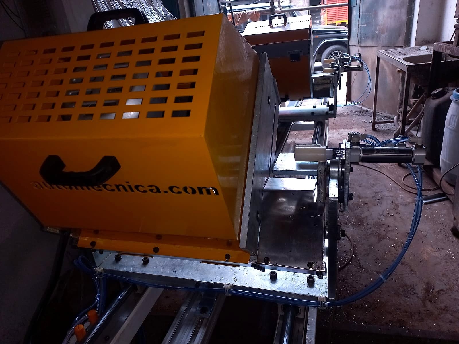 Solar Cutting Machine