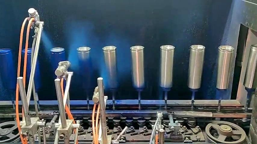 Spray Painting Machine